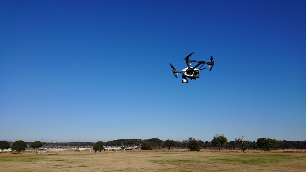 ドローン 飛行